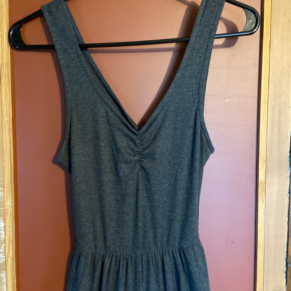 Women’s grey jumpsuit. Open/tie back and pockets